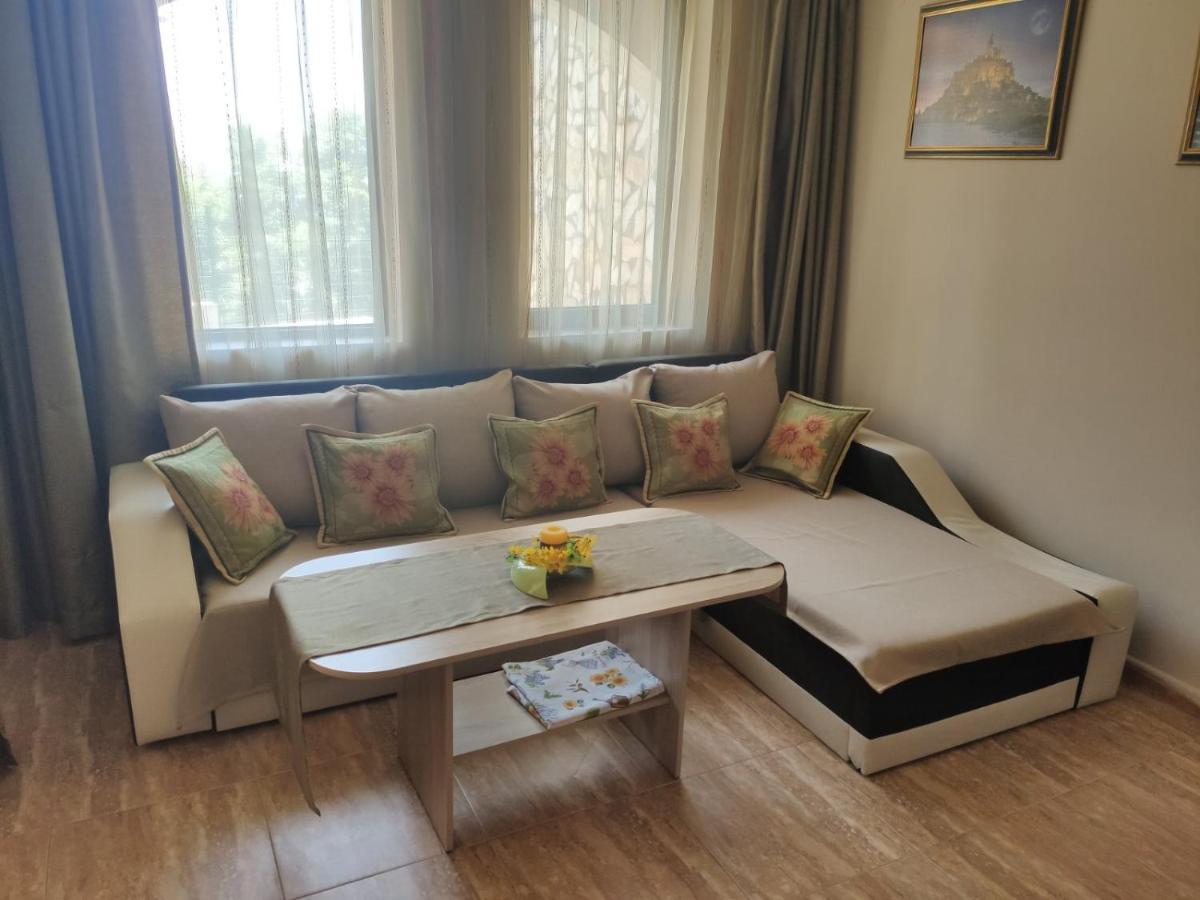 Jacky'S Apartament - Апартамент В Свети Влас Luaran gambar