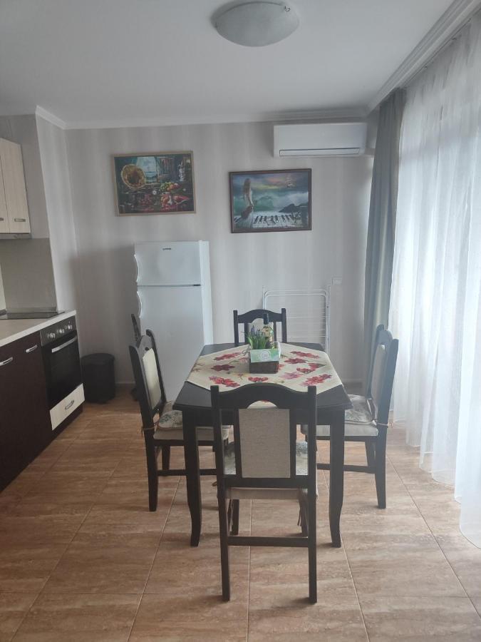 Jacky'S Apartament - Апартамент В Свети Влас Luaran gambar